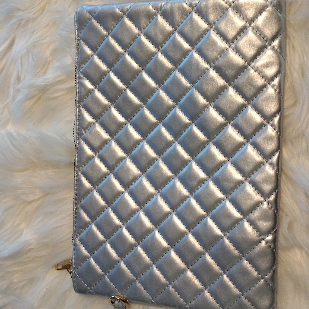 Wristlet Purse